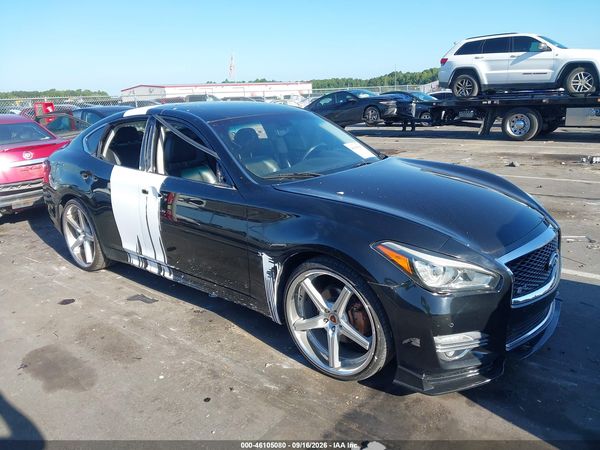 2017 INFINITI Q70 3.7 — I1