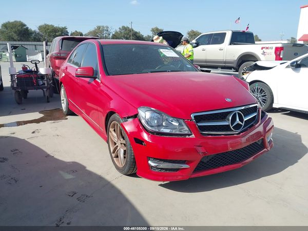 2013 MERCEDES-BENZ C 250 SPORT — I1