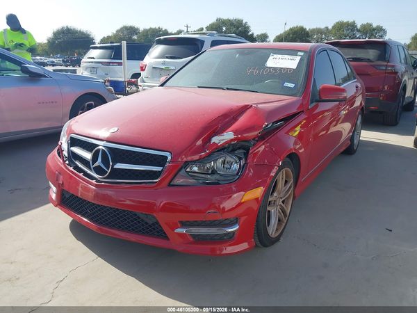 2013 MERCEDES-BENZ C 250 — I2