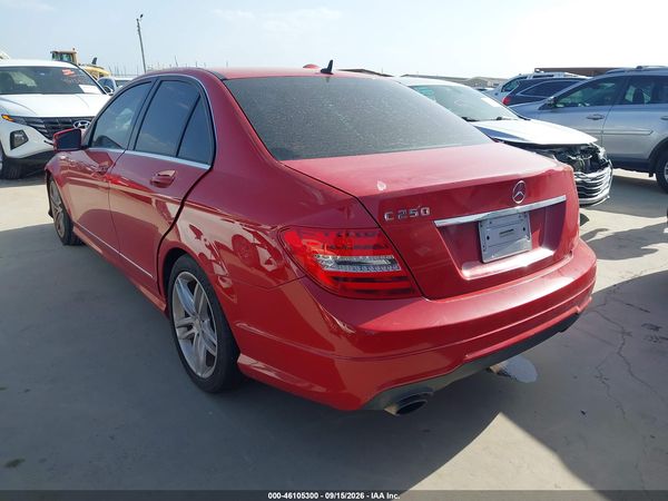 2013 MERCEDES-BENZ C 250 SPORT — I3