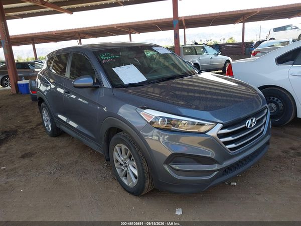 2017 HYUNDAI TUCSON SE — I1