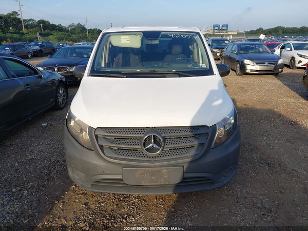 2017 MERCEDES-BENZ METRIS — I115