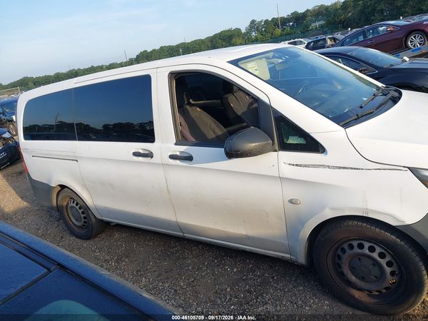 2017 MERCEDES-BENZ METRIS — I116