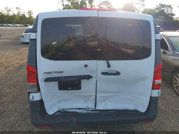 2017 MERCEDES-BENZ METRIS — I119