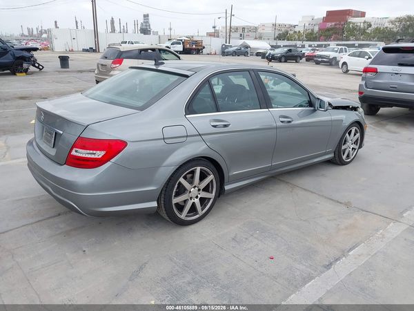 2013 MERCEDES-BENZ C 250 SPORT — I4