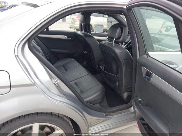 2013 MERCEDES-BENZ C 250 SPORT — I8