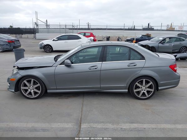 2013 MERCEDES-BENZ C 250 SPORT — I117