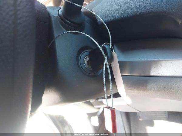2014 HONDA CR-V LX — I11
