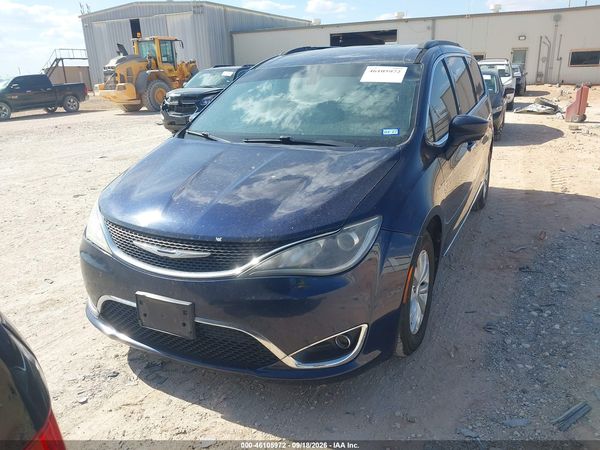 2017 CHRYSLER PACIFICA TOURING-L — I115