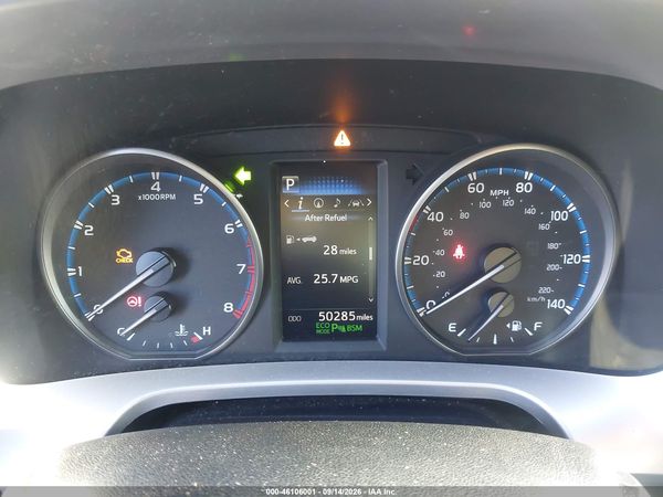 2018 TOYOTA RAV4 XLE — I7