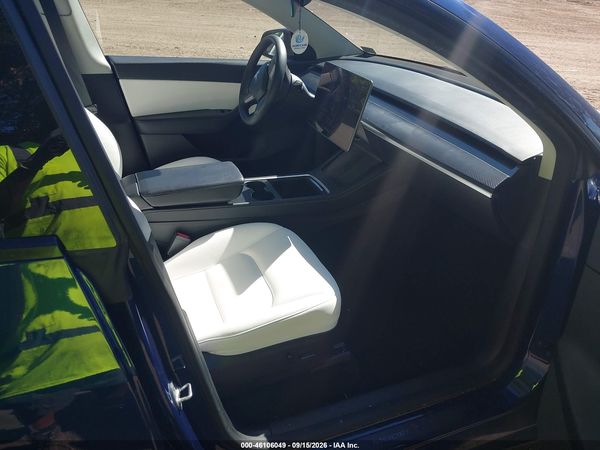 2022 TESLA MODEL Y — I5