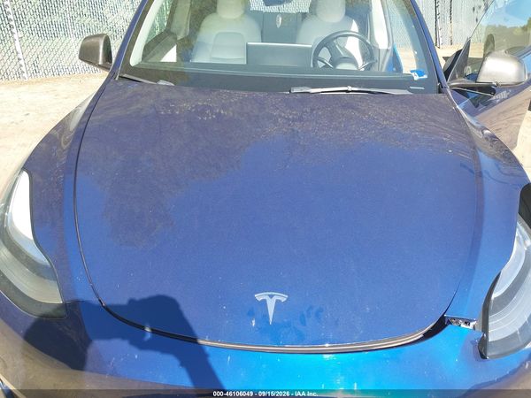 2022 TESLA MODEL Y — I10