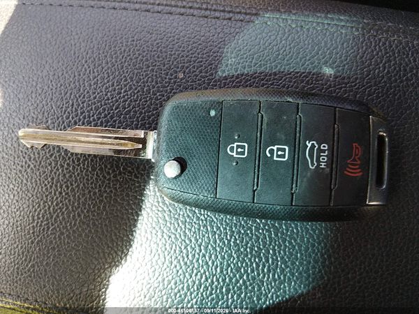 2017 KIA FORTE LX