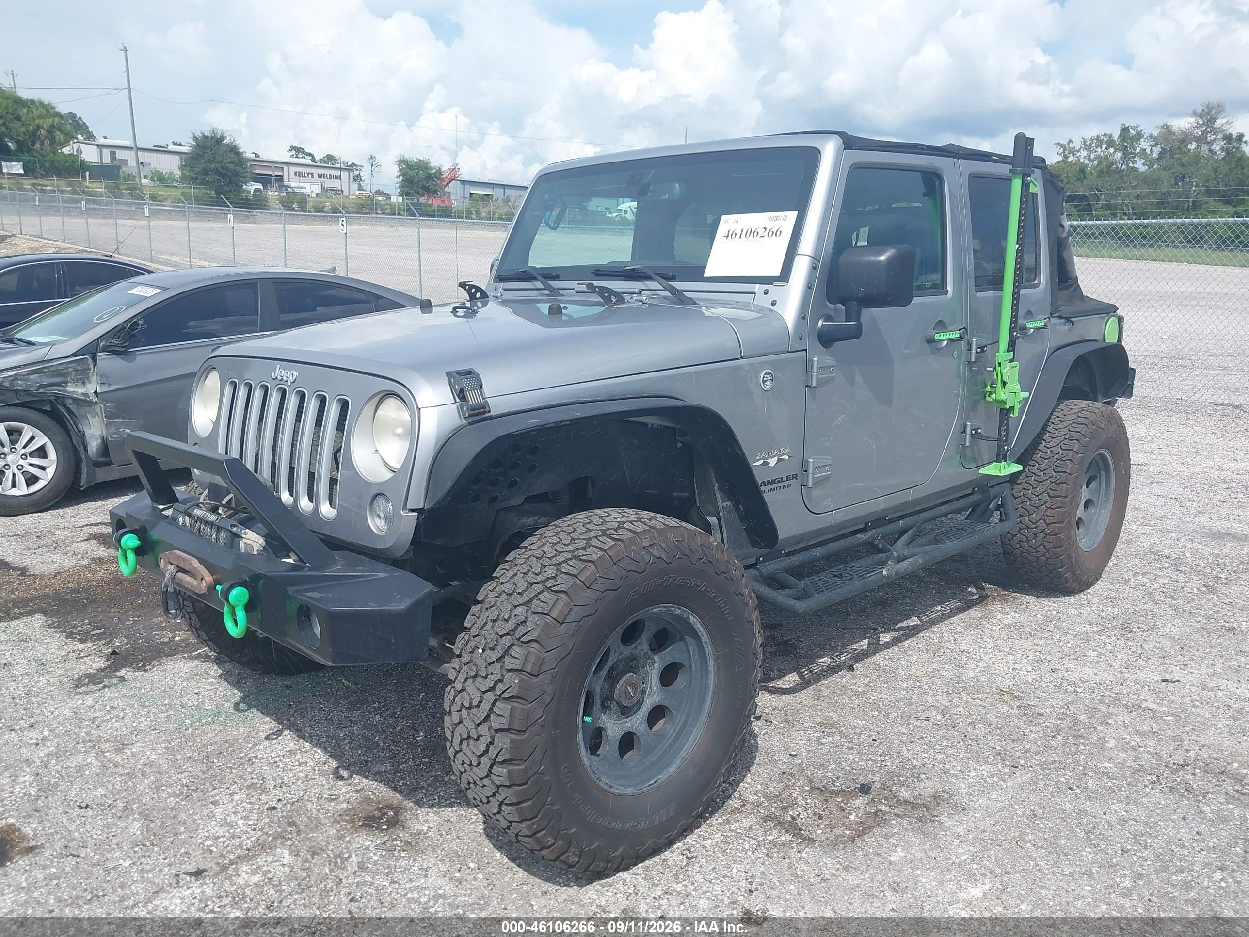 2017 JEEP WRANGLER UNLIMITED SAHARA 4X4 — I2