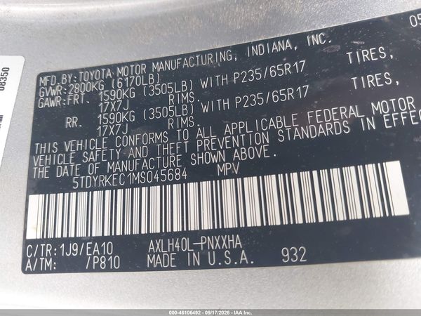 2021 TOYOTA SIENNA XLE — I9