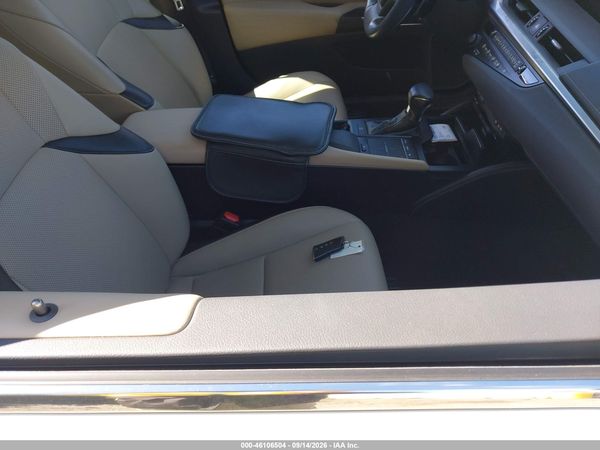 2019 LEXUS ES 350 — I5