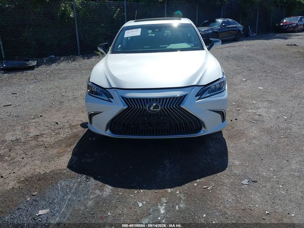 2019 LEXUS ES 350 — I115