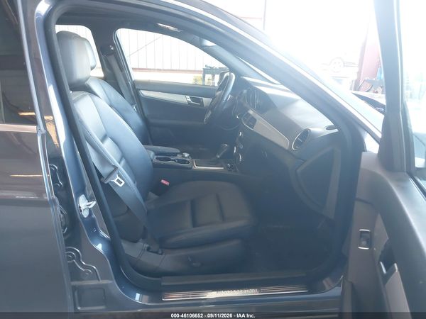 2013 MERCEDES-BENZ C 250 SPORT — I5