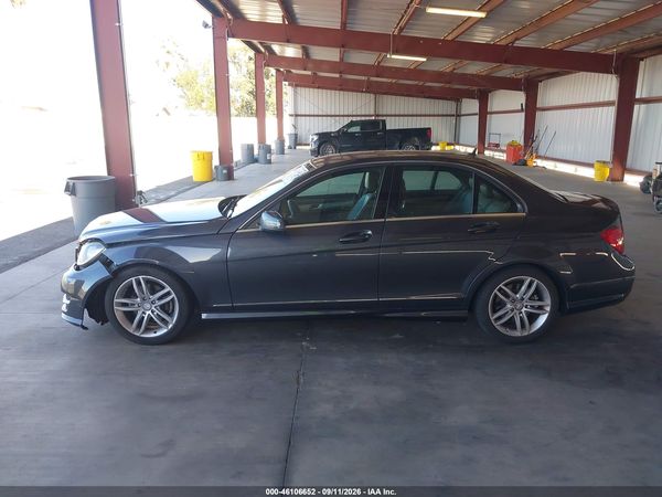 2013 MERCEDES-BENZ C 250 SPORT — I117