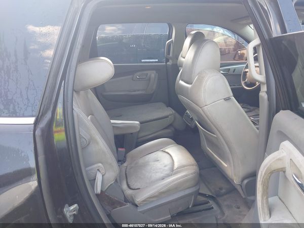 2012 CHEVROLET TRAVERSE 2LT — I8