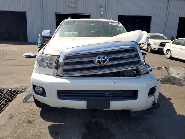2014 TOYOTA SEQUOIA Platinum Grade