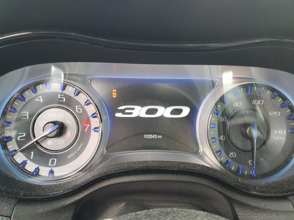 2015 CHRYSLER 300