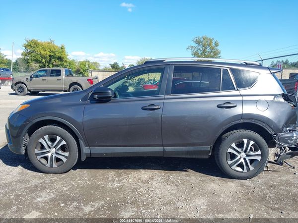 2017 TOYOTA RAV4 LE — I117