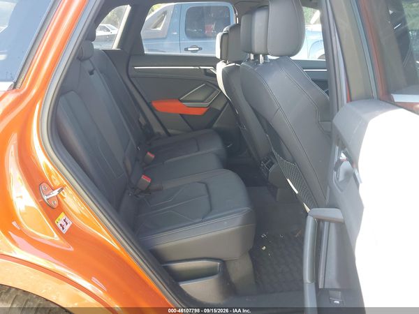 2020 AUDI Q3 — I8