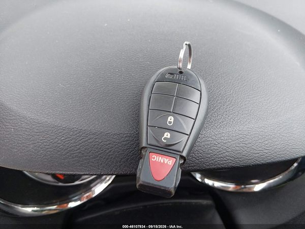 2016 DODGE GRAND CARAVAN SE — I11