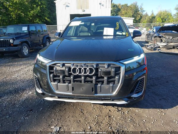 2025 AUDI Q7 — I115