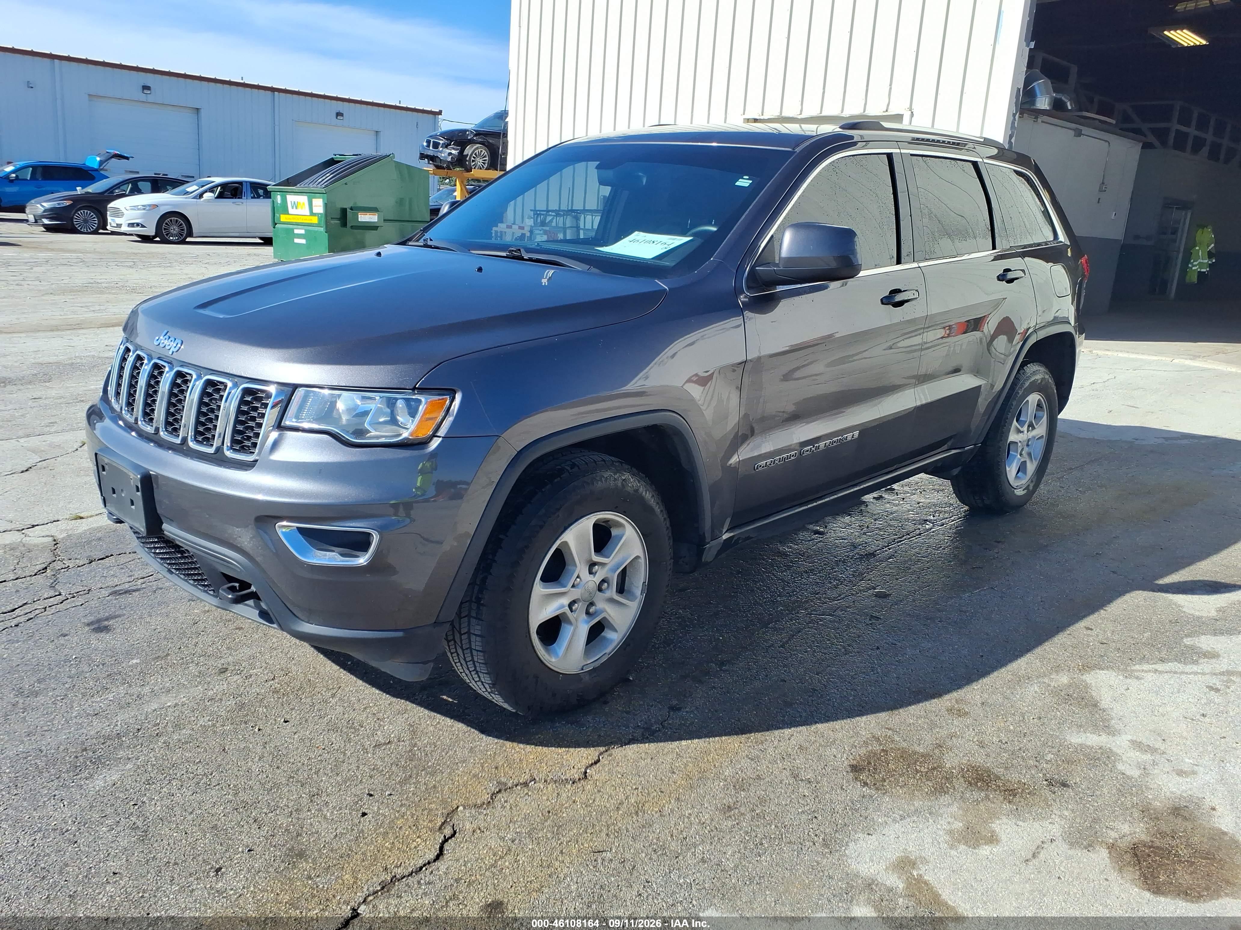 2017 JEEP GRAND CHEROKEE LAREDO 4X4 — I2