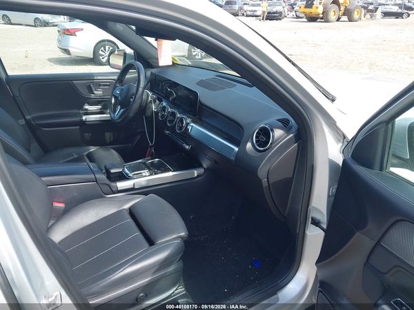 2020 MERCEDES-BENZ GLB 250 4MATIC — I5