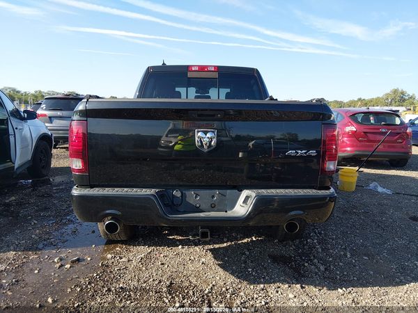 2017 RAM 1500 SPORT  4X4 5'7 BOX — I119