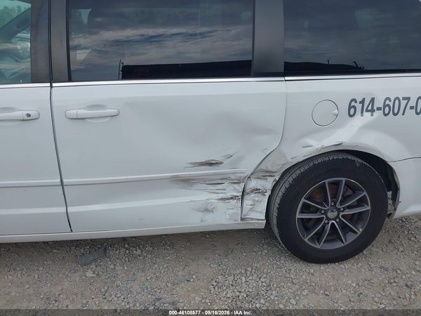2017 DODGE GRAND CARAVAN SXT — I6