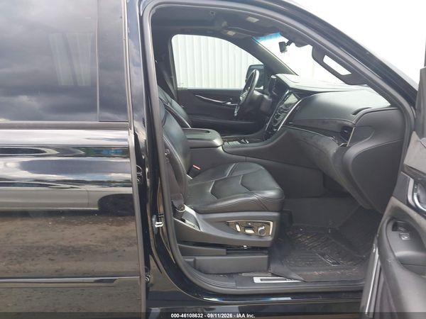 2019 CADILLAC ESCALADE ESV PLATINUM — I5