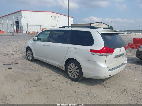 2013 TOYOTA SIENNA LIMITED 7 PASSENGER — I3