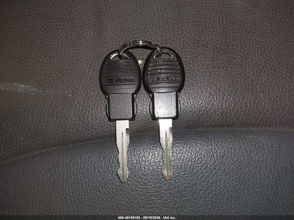 2016 RAM 1500 TRADESMAN — I11
