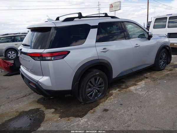 2022 NISSAN PATHFINDER SV 4WD — I4