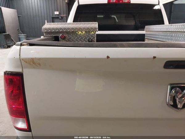 2016 RAM 1500 TRADESMAN — I71