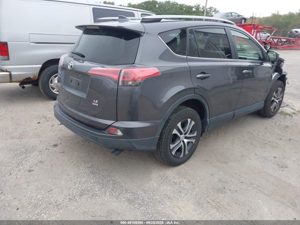 2017 TOYOTA RAV4 LE — I4