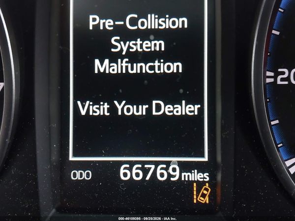 2017 TOYOTA RAV4 LE — I118