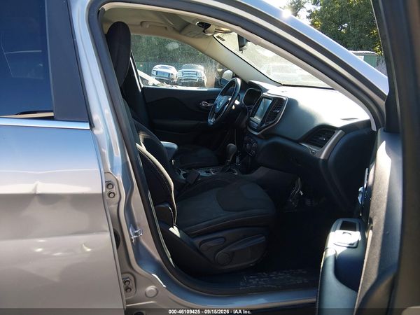 2016 JEEP CHEROKEE LATITUDE — I5