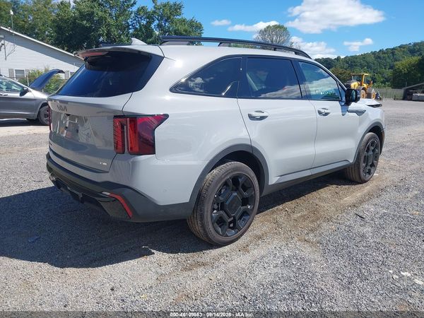 2026 KIA SORENTO X-LINE SX — I4