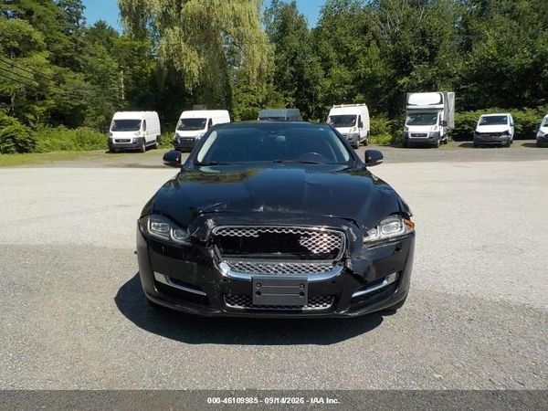 2017 JAGUAR XJ XJL PORTFOLIO — I6
