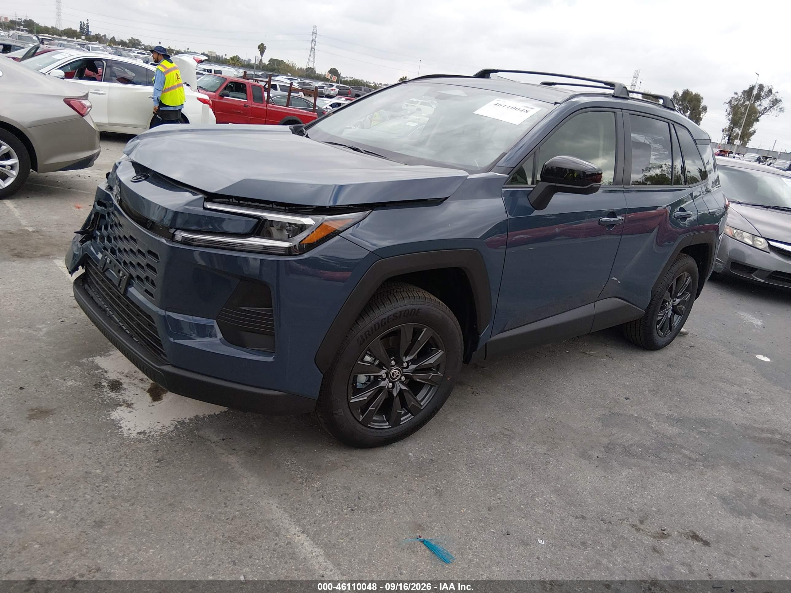 2026 TOYOTA RAV4 XLE PREMIUM — I2