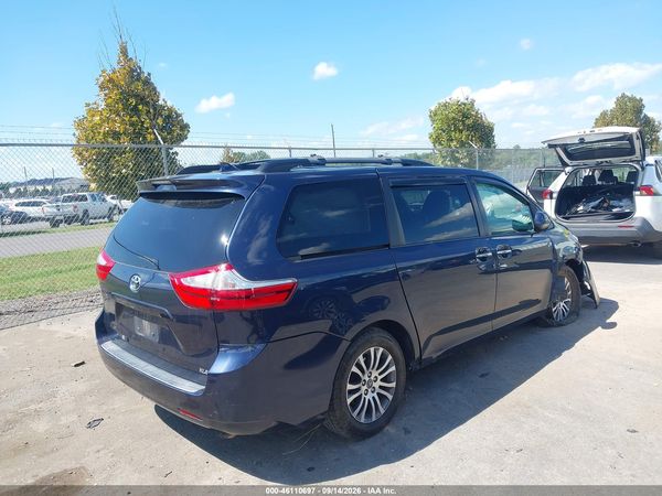 2018 TOYOTA SIENNA XLE 8 PASSENGER — I4