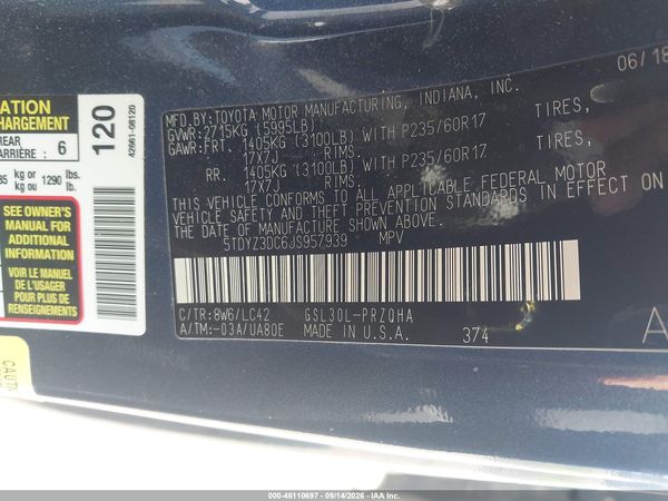 2018 TOYOTA SIENNA XLE 8 PASSENGER — I9