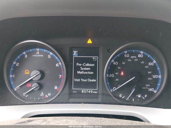 2017 TOYOTA RAV4 LE — I7