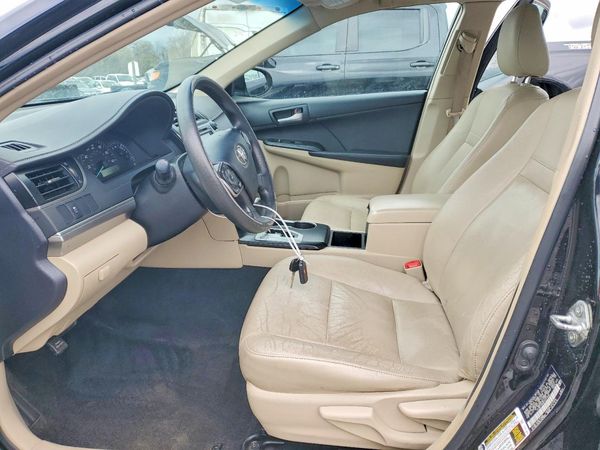 2014 TOYOTA CAMRY