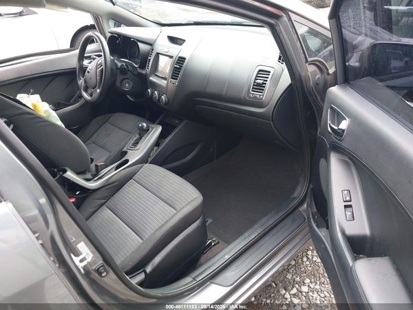 2016 KIA FORTE LX — I152